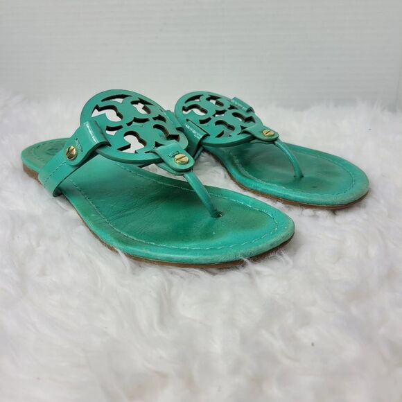 Tory Burch Miller Womens Sandals Size 5 Blue Turquoise Medallion Logo Flip Flops - Picture 1 of 11